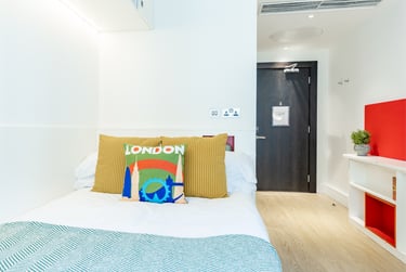 Single En Suite - Image 6